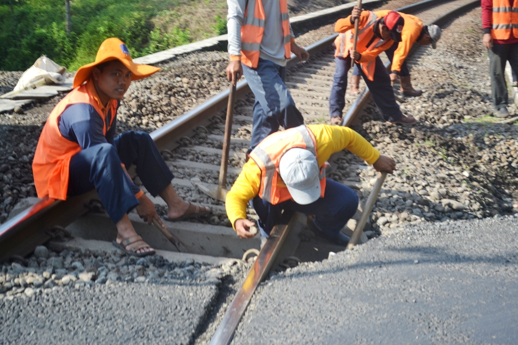 Puncak Angkutan Kereta Libur Akhir Tahun di Purwokerto