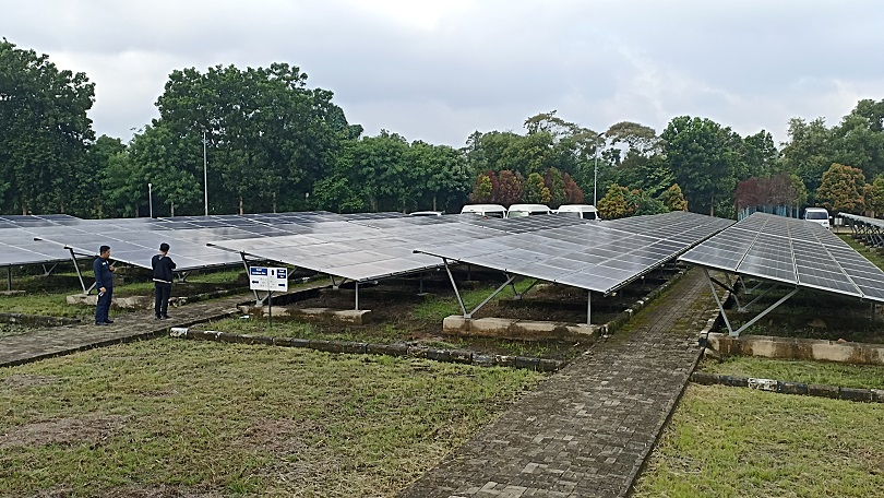 Dilema Bangun PLTS, Berkaca dari Jakabaring