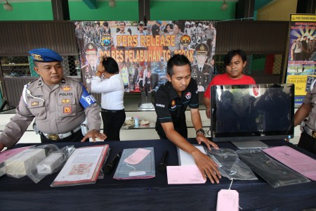 Menteri Rini Pecat Direktur Pelindo III 