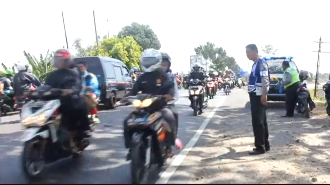H+1, Jalur Surabaya-Madiun di Nganjuk Merayap Hingga 15 Kilometer