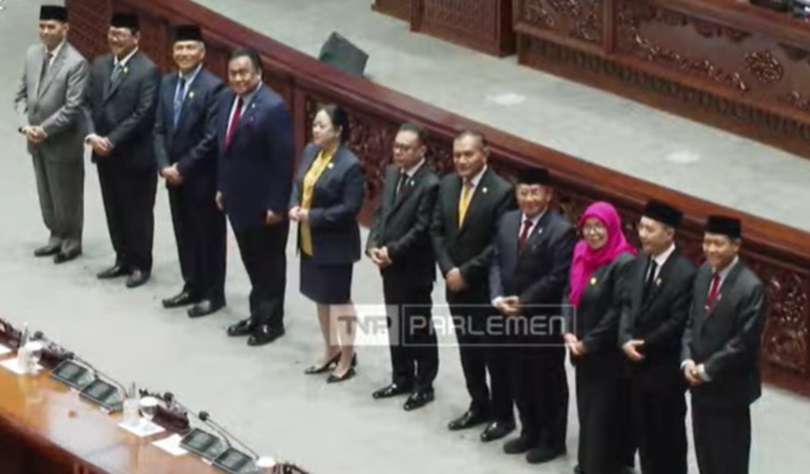 Paripurna DPR  Sahkan  7 Calon Hakim Agung