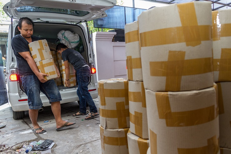Penggerebekan Pabrik Pil PCC Berlangsung di 3 Lokasi