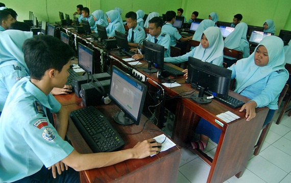 Sekolah Peserta UNBK di Bondowoso Meningkat