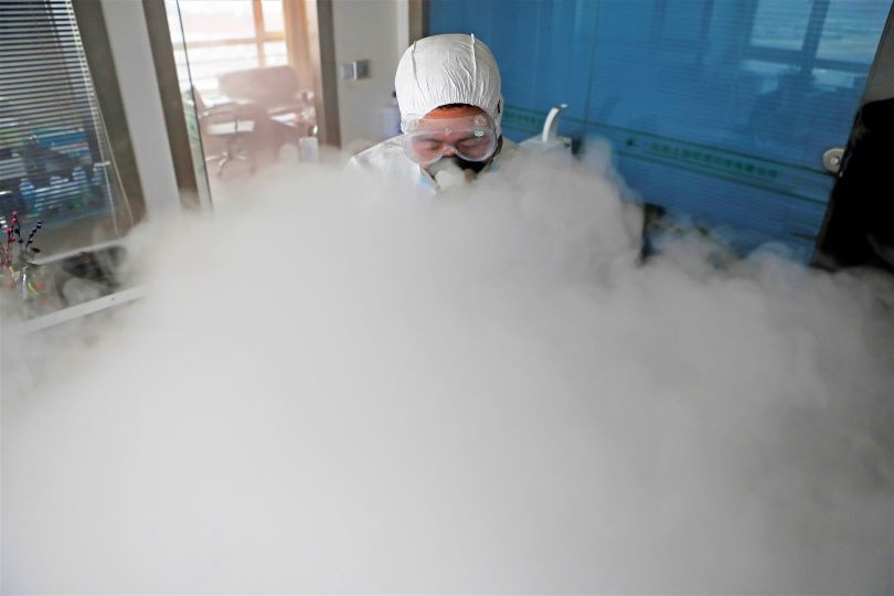 Riset: SARS CoV-2 Bisa Menempel di Ruangan, Tapi Bisa Hilang dengan Disinfektan