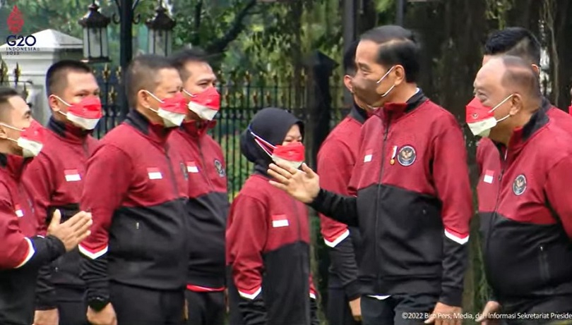 Lepas Kontingen SEA Games Vietnam, Presiden Targetkan Peringkat Naik