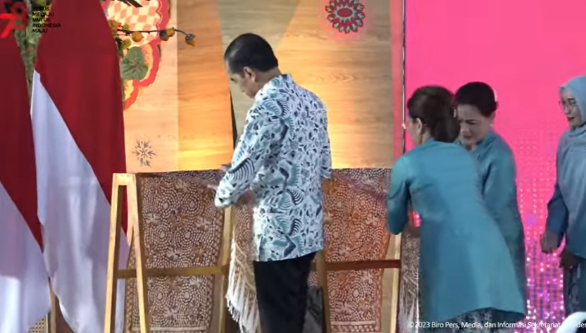 Buka Gelar Batik Nusantara, Jokowi: Manfaatkan Momentum