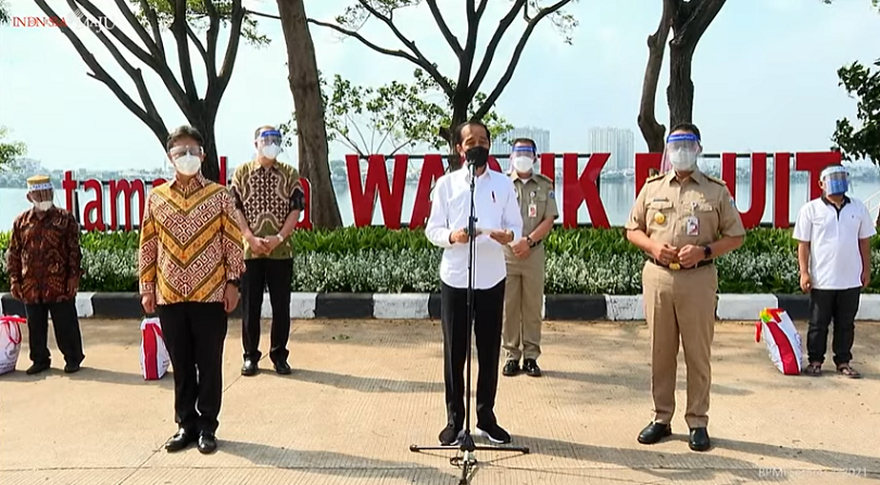 Kurangi Kasus Covid di Jakarta, Jokowi Targetkan Kekebalan Komunal pada Agustus Tercapai