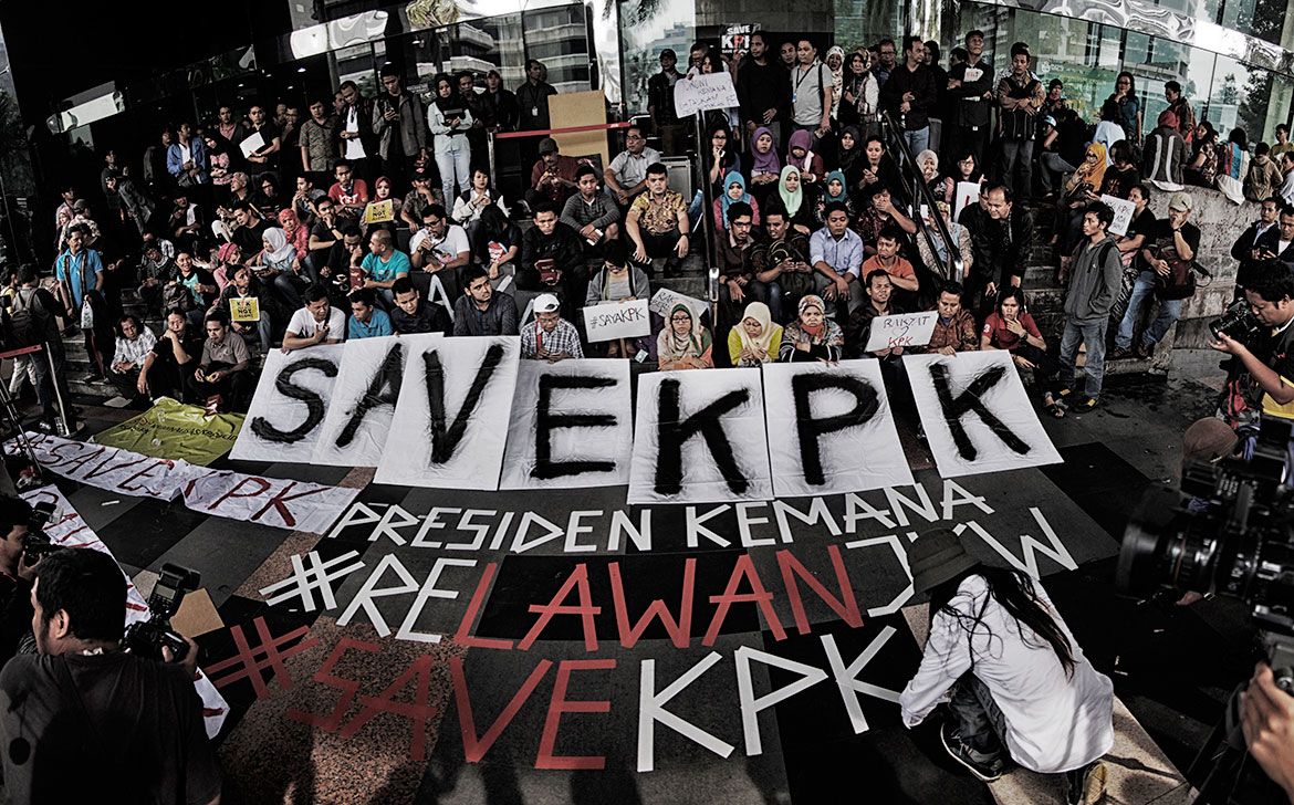 ICW: Rendahnya Hukuman Etik Lili, Buruknya Performa Dewas KPK