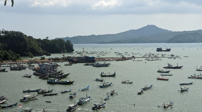Gelombang Tinggi, Ratusan Nelayan Popoh Tulungagung Terpaksa Berhenti Melaut