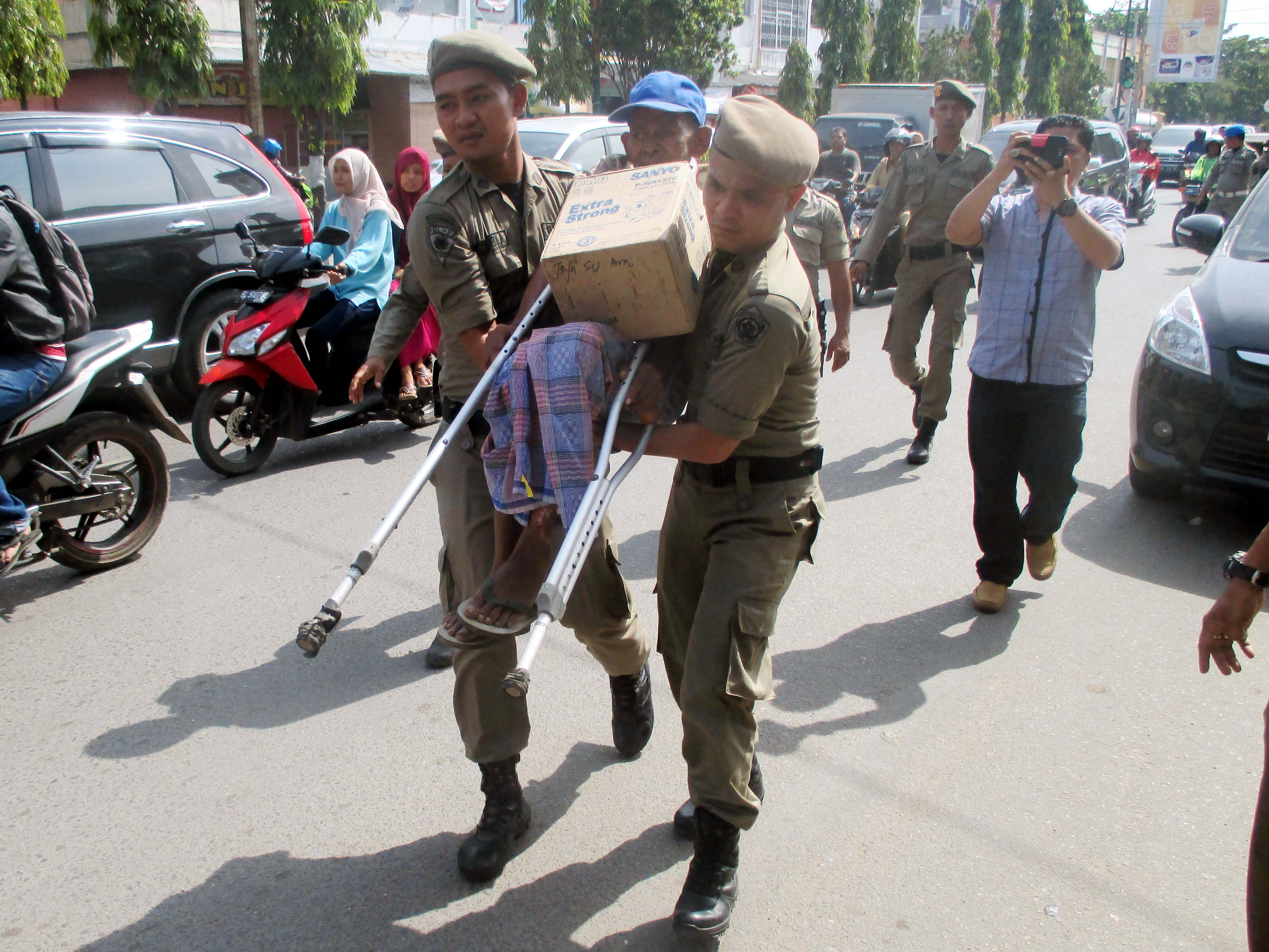 Menjamur di Jalan Raya, Gepeng di Lhokseumawe Ditertibkan
