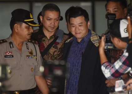 Diperiksa KPK 8 Jam, Anak Aguan Bungkam
