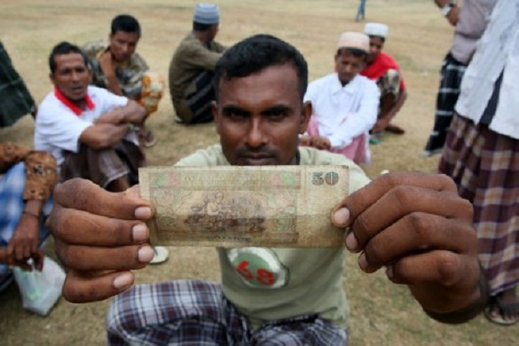 BNPB Kekurangan Tenda untuk Pengungsi Rohingya