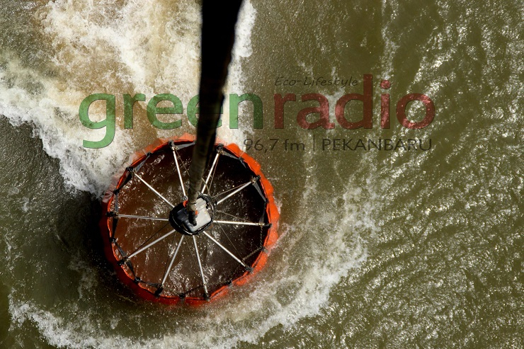 Water bombing (Foto: Green Radio Pekanbaru)