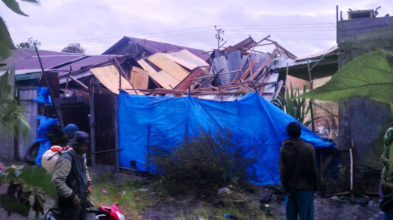 Puting Beliung Menyebabkan 493 Unit Rumah Rusak di Kabupaten Bandung