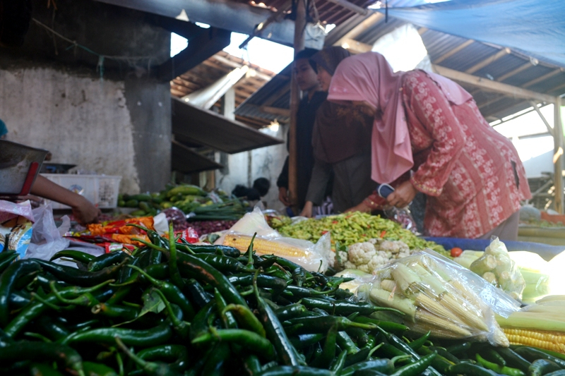 Pertengah Ramadhan, di Cilacap Harga Sayur Terjun Bebas