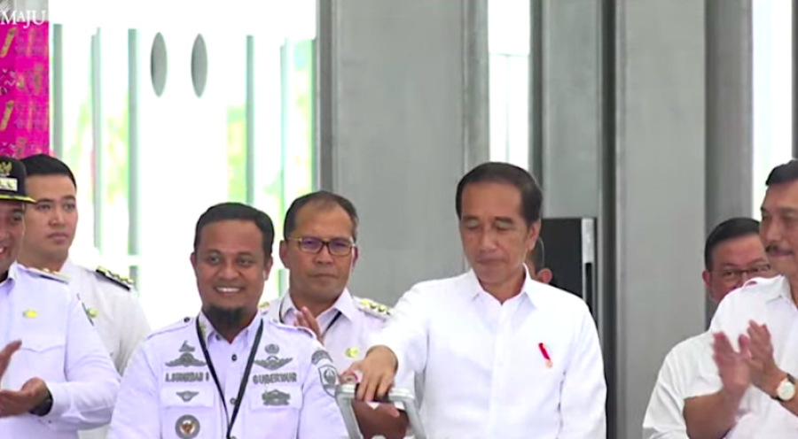 Jokowi: Jakarta Itu Pagi Macet, Siang Macet, Sore Macet, Malam Macet