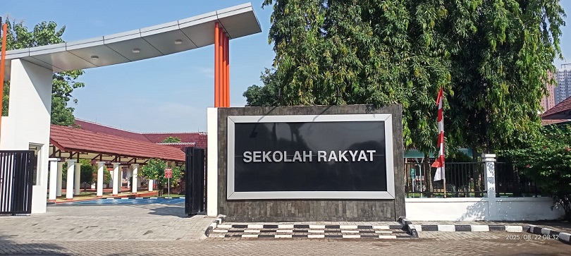 Evaluasi Sekolah Rakyat: Catatan Kritis, Harapan, dan Tantangan