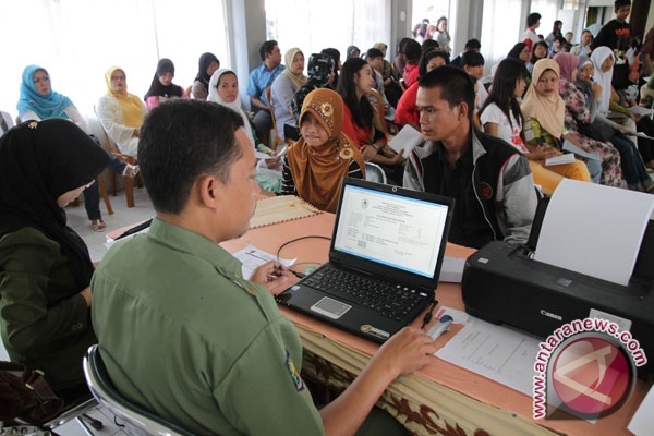 DPRD Balikpapan Tolak Penerimaan Siswa Baru dengan Sistem Online