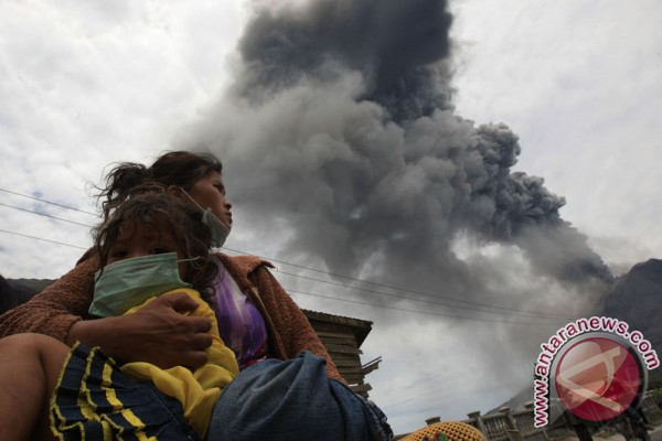 BNPB Bentuk Tim Percepatan Penanganan Dampak Sinabung