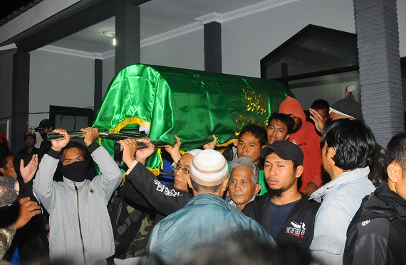 Keluarga Siyono Dibujuk Hentikan Kasus