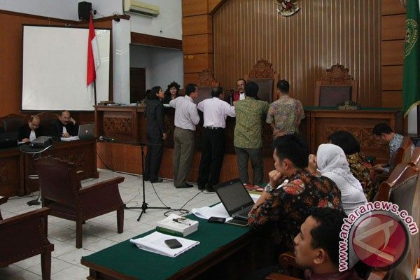 MA Didesak Buat Peraturan MA (Perma)
