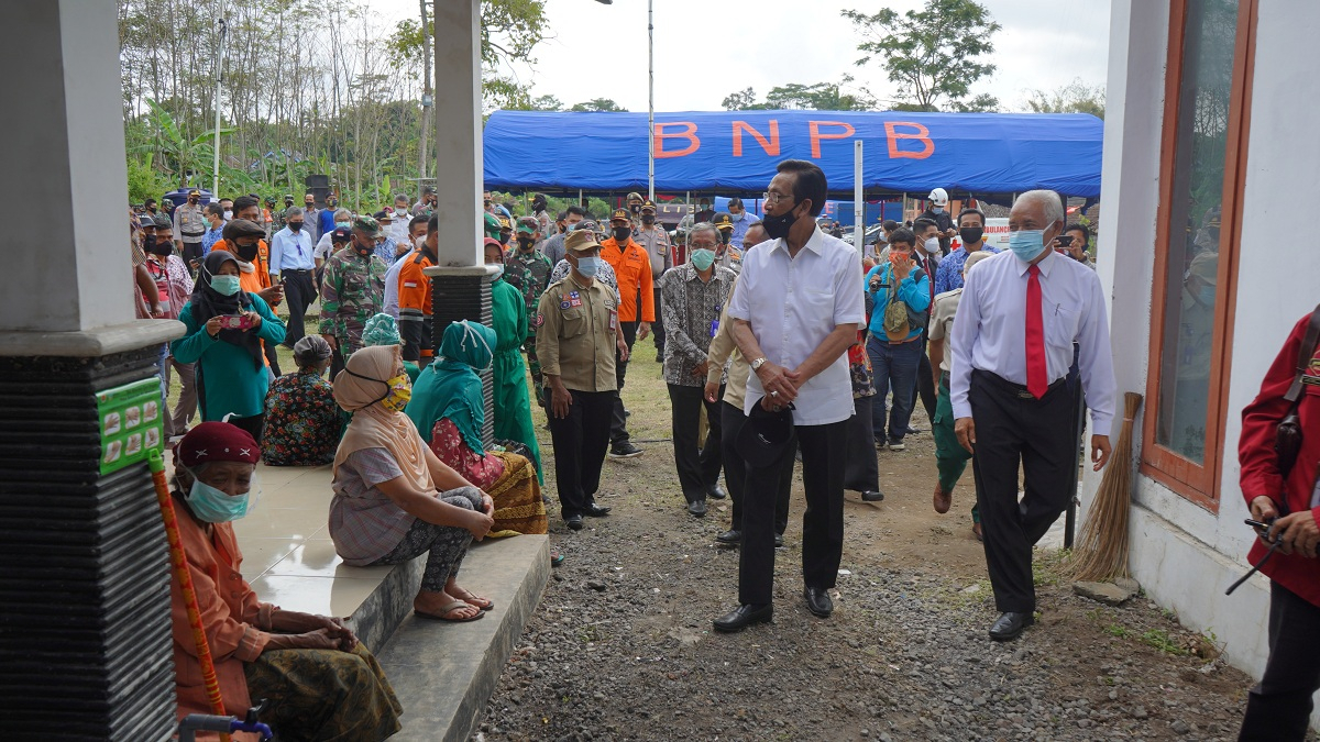 Gemuruh dari Puncak Gunung Merapi, Ratusan Warga Boyolali Minta Dievakuasi