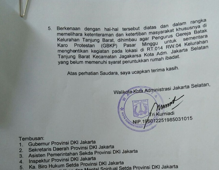 Jemaat GBKP Pasar Minggu Tetap Beribadah Meski Dilarang Pemkot Jaksel