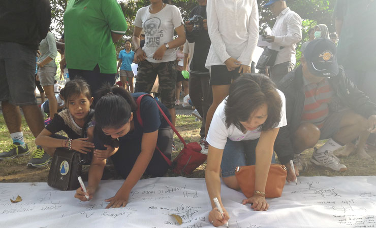 Aksi Galang Tandatangan Desak Penuntasan Kasus Pembunuhan Engeline