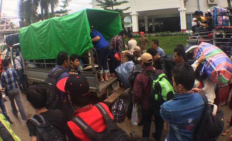 Demi Perjuangkan Hak, Buruh Migran Myanmar di Thailand Bersatu