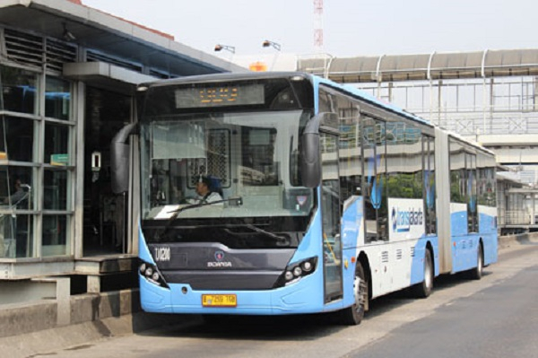 Sopir Taksi Demo, Ini Antisipasi Penumpukan Penumpang TransJakarta
