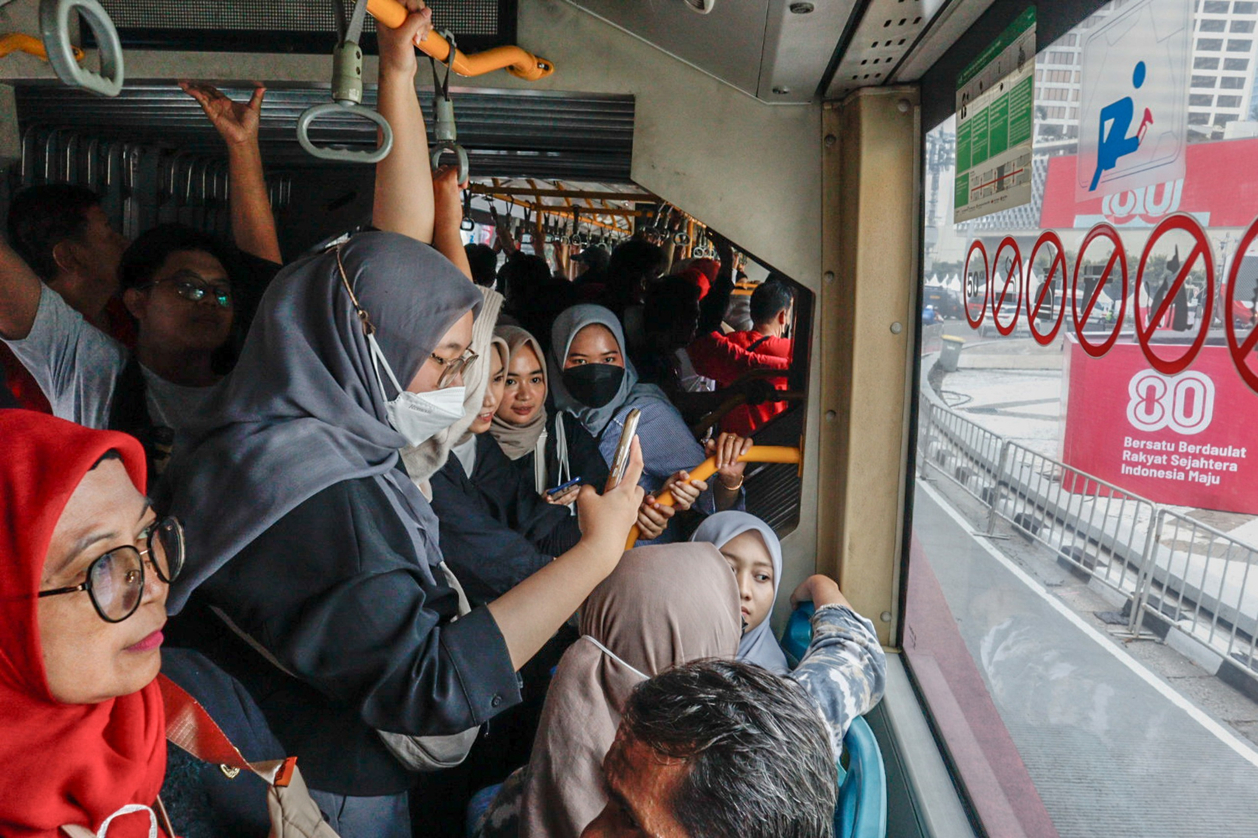 Ongkos Transportasi Tinggi, Gimana Supaya Tetap Bisa Nabung? 