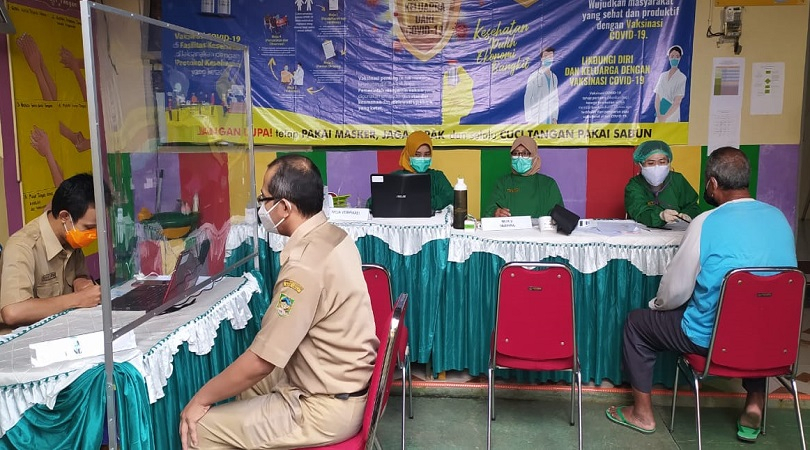 Terkendala Stok, Target  Penerima Vaksinasi Covid untuk Lansia dan ASN Banyumas Diturunkan