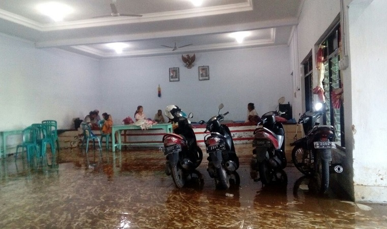 Belasan Desa di Jombang Kebanjiran Banjir 1,5 Meter