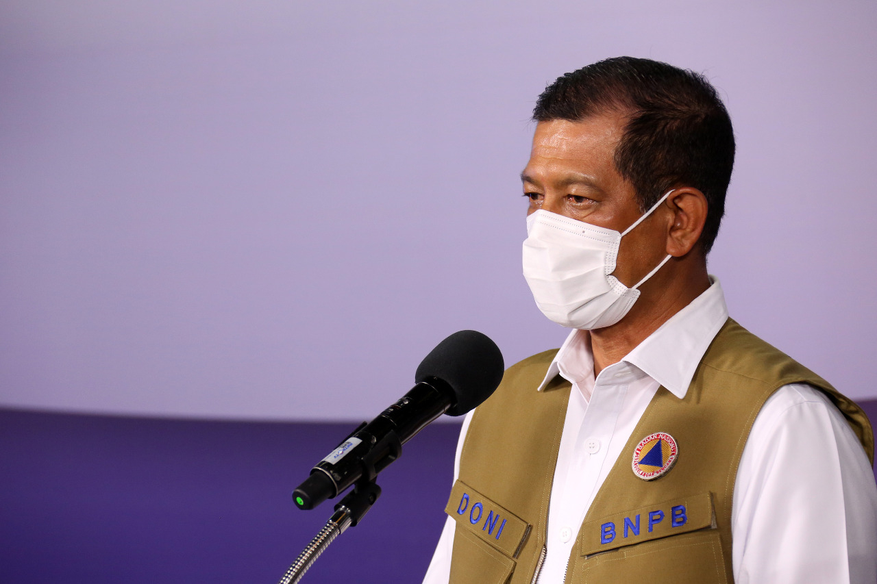 Ketua Satgas Penanganan Covid-19 Minta Daerah Larang Kegiatan yang Mengundang Kerumunan