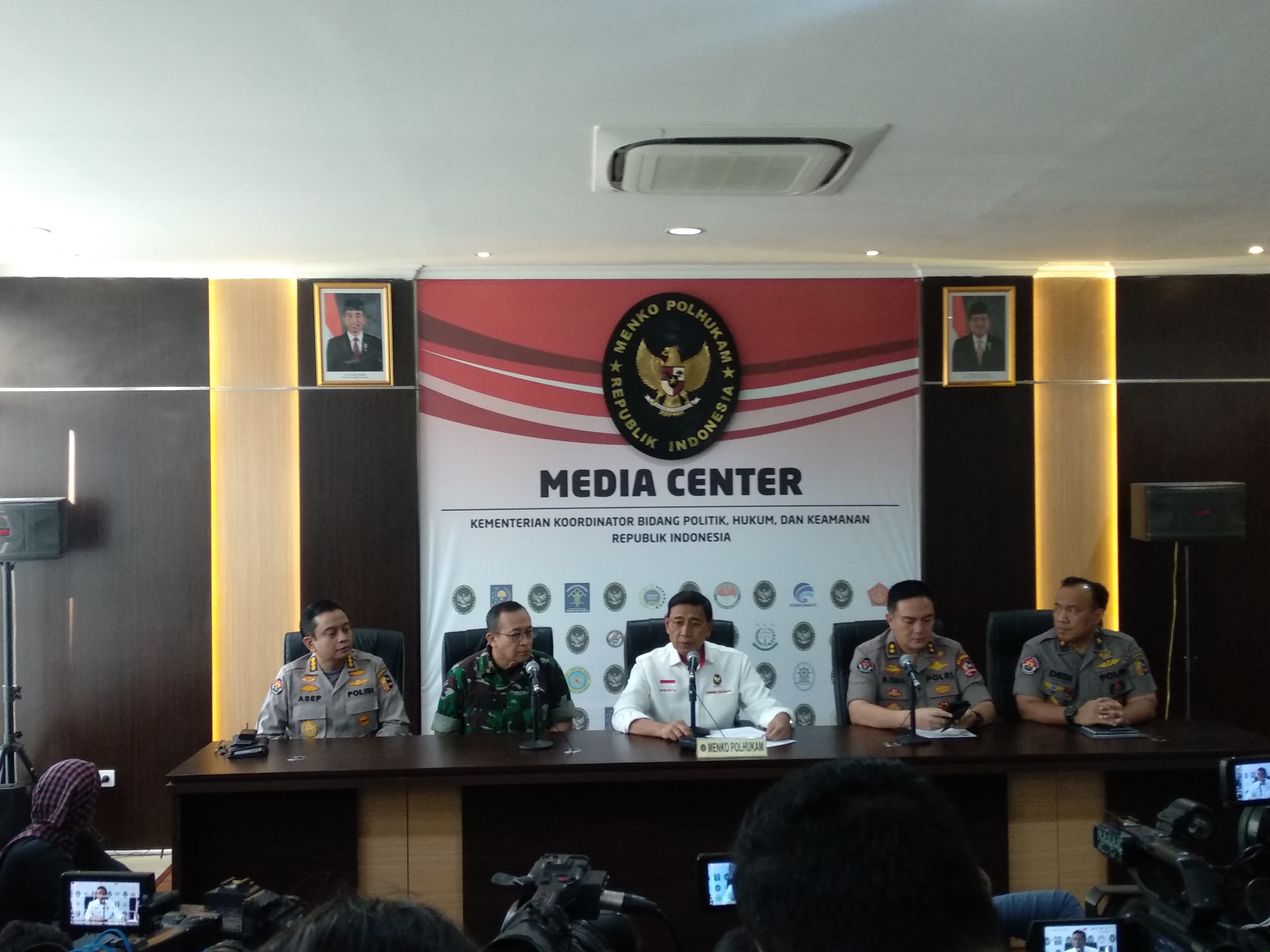 Eks Danjen Kopassus  Tersangka Kepemilikan Senjata Api Ilegal