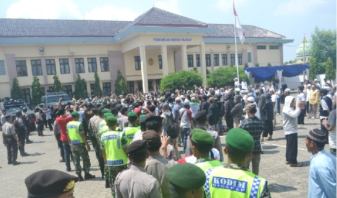 Pengacara Baasyir Minta Tiga Terpidana Terorisme Dihadirkan untuk Bersaksi