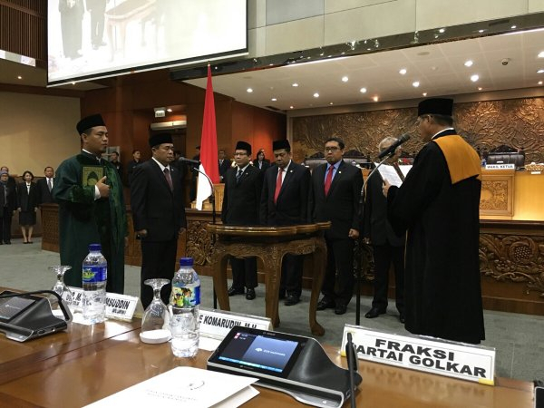 Dilantik Sebagai Ketua DPR, Ade Komaruddin Kritik Kinerja Legislasi