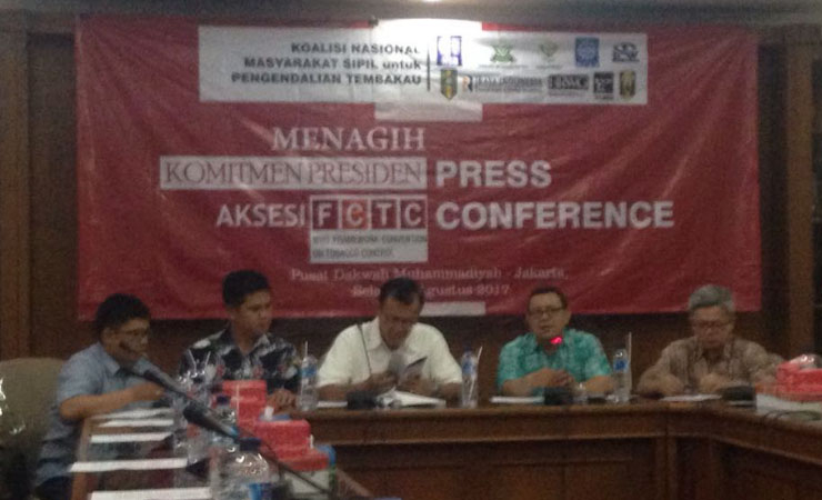 [Advertorial] Menagih Komitmen Jokowi untuk Tertibkan Rokok