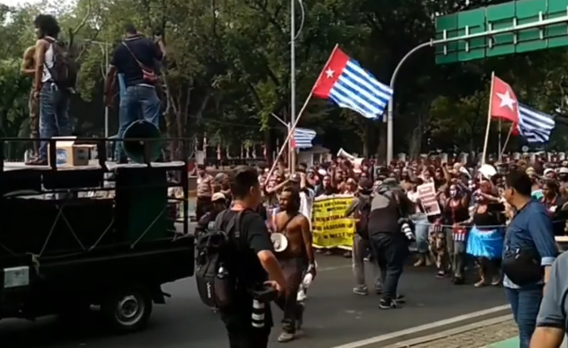 Sempat Ditangkap, Empat Mahasiswa Papua Pembawa Bendera Bintang Kejora Akhirnya Dibebaskan