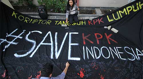 Menggali Lubang Kubur KPK