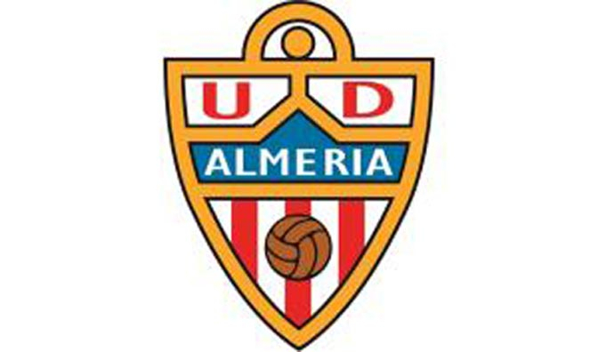 Bekas Pemain Barca Latih Almeria 
