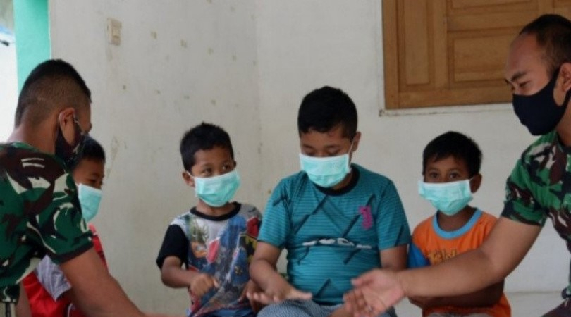 Pandemi, Orang tua dan Guru Jadilah Tempat Curhat Anak