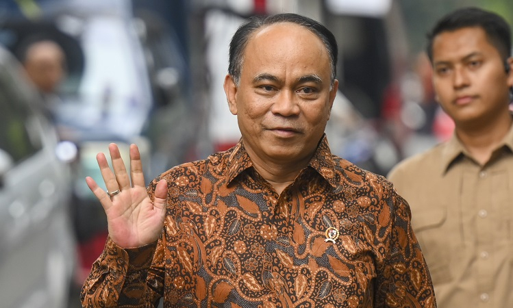 Budi Arie Ingin Gandeng Anak Muda untuk Rebranding Koperasi