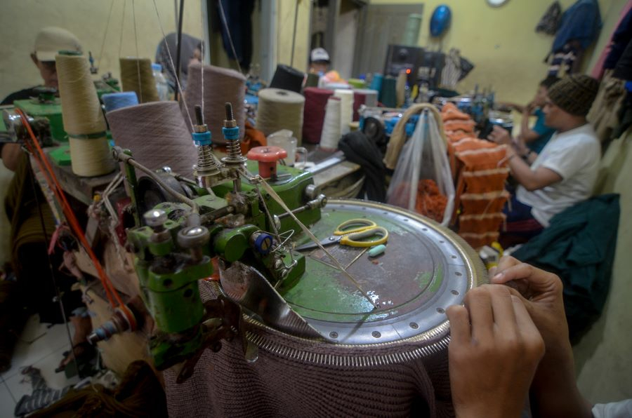 Pasar Tutup, Pesanan Banyak Batal, Industri Tekstil Minta Stimulus