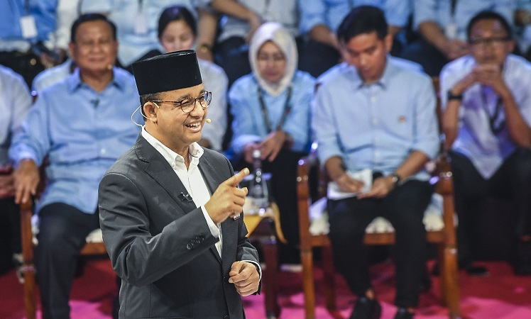Debat Capres, Anies Janji Bikin Layanan Bantuan Hukum Hotline Paris