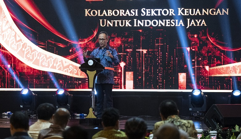 Meski Sektor Jasa Keuangan Stabil, OJK Ingatkan Dampak Pelemahan PMI Manufaktur