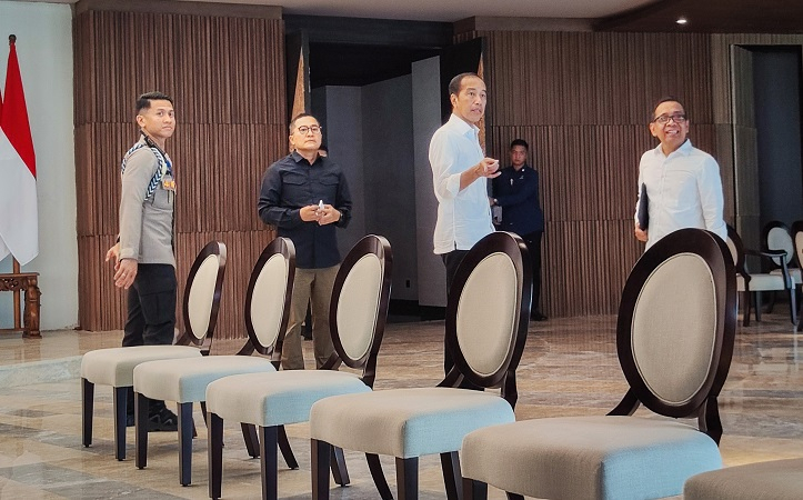 Sidang Kabinet di IKN, Jokowi: Tunggu Menteri dari Luar Negeri