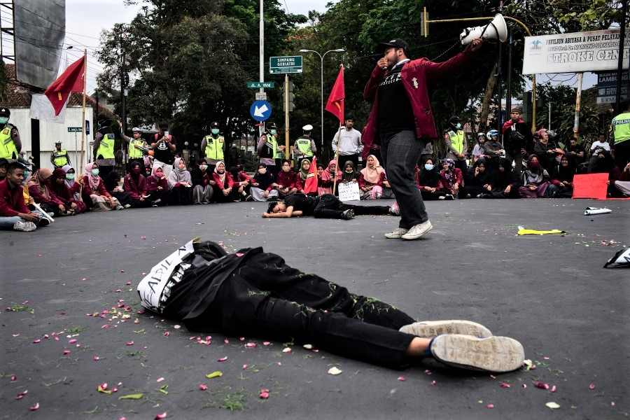 Demo Makan Korban, Ombudsman Minta Polri Gelar Investigasi Terbuka