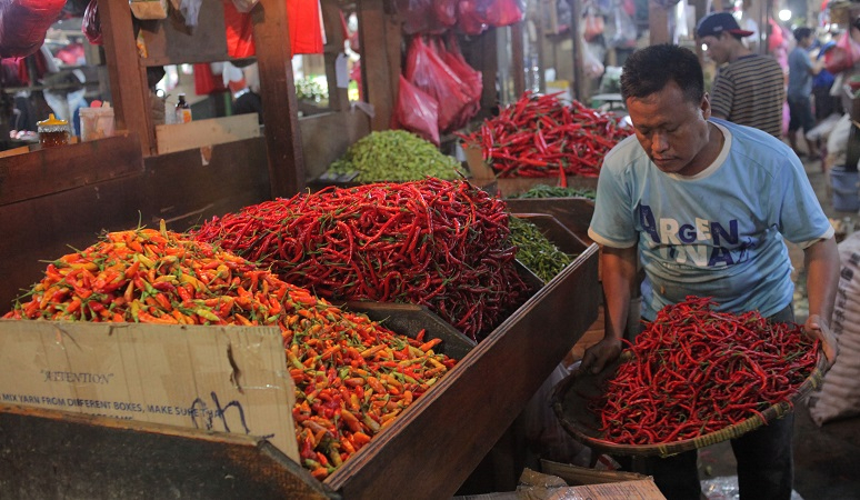 Harga Komoditas Versi Jokowi, Mendag, dan Pedagang Pasar