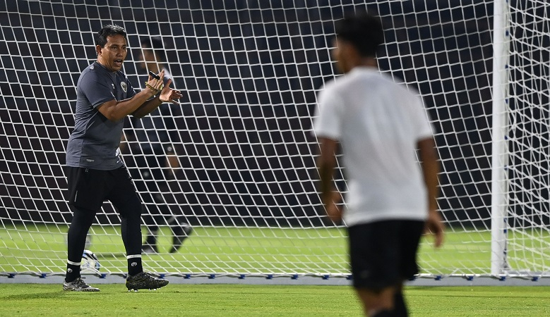Piala Dunia U-17 Gunakan VAR, Bima Sakti Ingatkan Pemain Tak Emosi